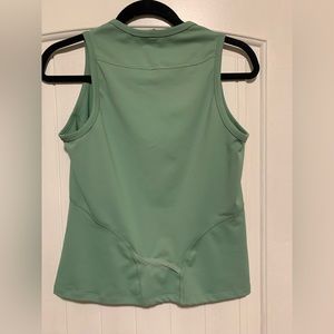 Patagonia- Green tank top w/Back Pocket